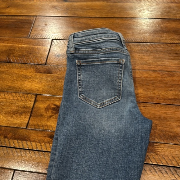 Like new girl’s Buckle bootcut jeans. Size 12R. Worn very few times. - Picture 2 of 7